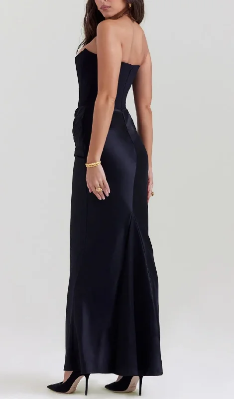 BLACK STRAPLESS CORSET MAXI DRESS