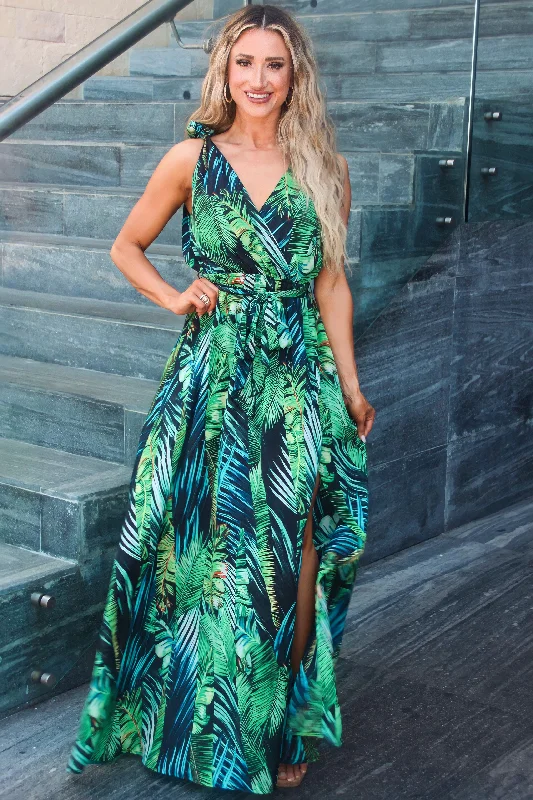 Deep Island Vibe Maxi Dress: Black/Green Multi