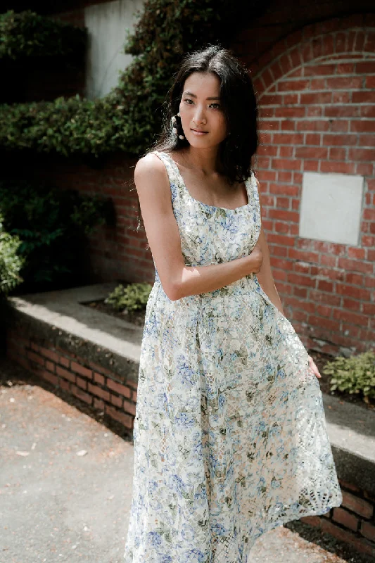 Tremezzo Blue and White Floral Midi Dress