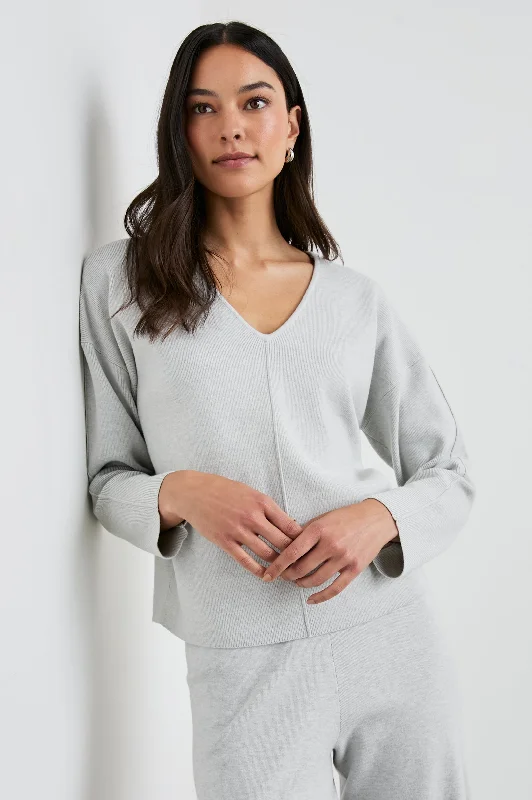 HOLLYN SWEATER - LIGHT HEATHER GREY