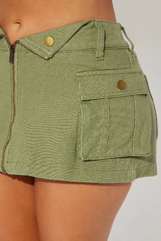 Show You Around Foldover Skort - Olive