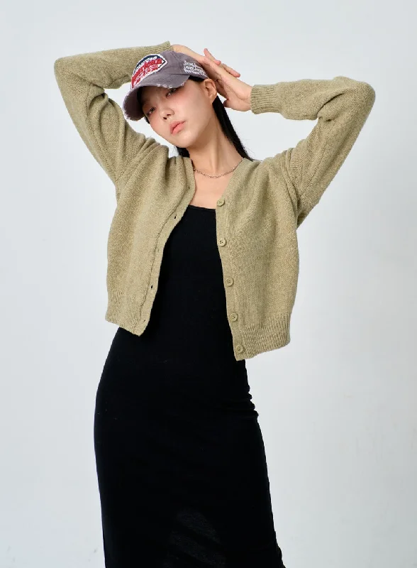 V-Neck Knit Cardigan IJ330