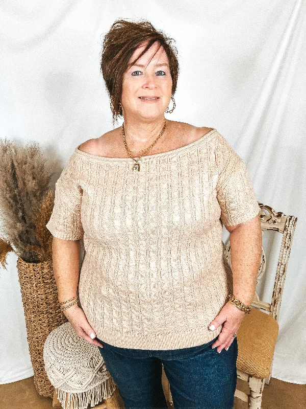 Day Date Short Sleeve Sweater with Scoop Neckline in Beige