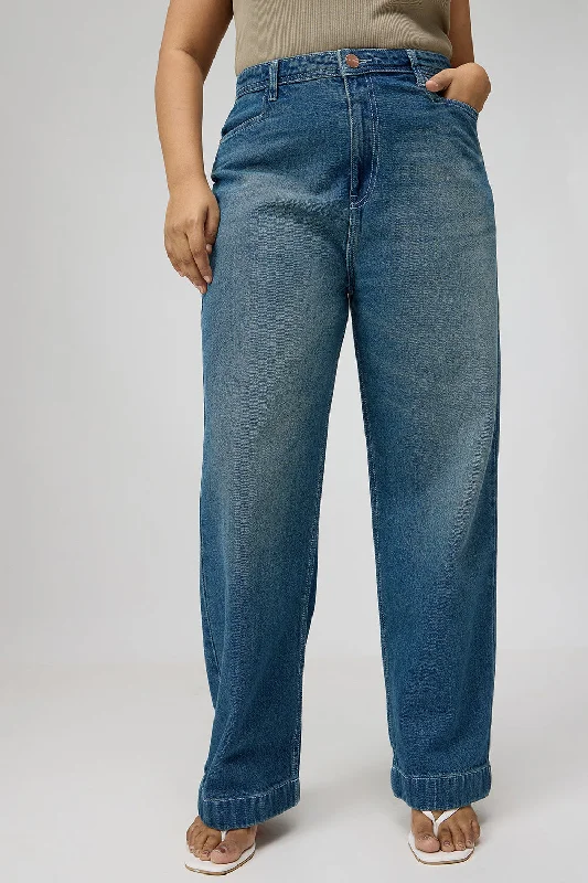 Curve Mid Blue Straight Fit Jeans