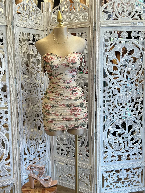 Unlock Huge Savings Now!Unlock Huge Savings Now!Beige Floral Mini Dress