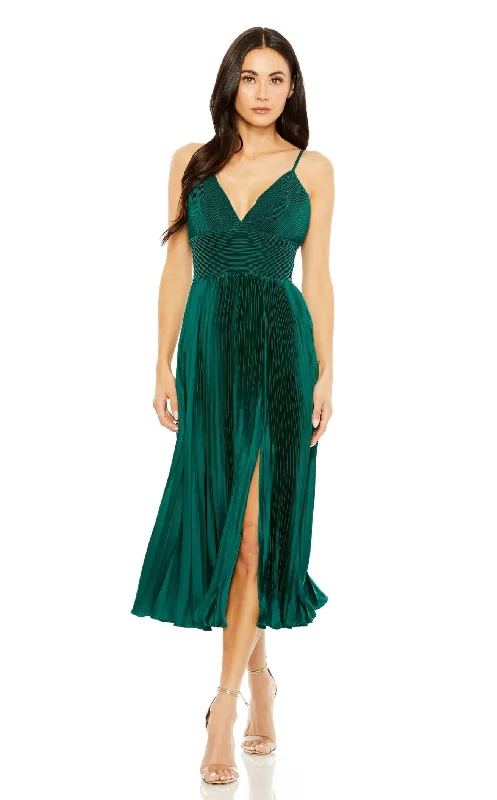 Lowest Prices Guaranteed!Lowest Prices Guaranteed!Mac Duggal 49721 Dress