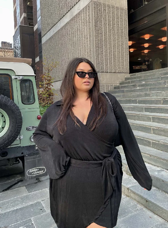 Hurry, Sale Ends Soon!Hurry, Sale Ends Soon!Party Time Mini Dress Black Curve