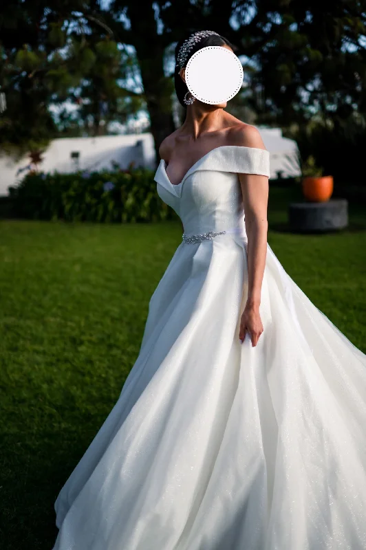 Best Offers of the Month!Best Offers of the Month!Aime Couture BallGown