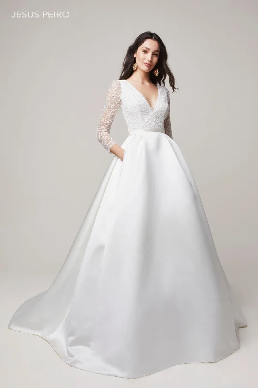 Don't Miss Out!Don't Miss Out!Jesus Peiro 2210 - Size 12