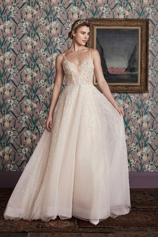 The Best Sale of the Year!The Best Sale of the Year!Justin Alexander 99164 - Size 10 The Best Sale of the Year!The Best Sale of the Year!Justin Alexander 99164 - Size 10