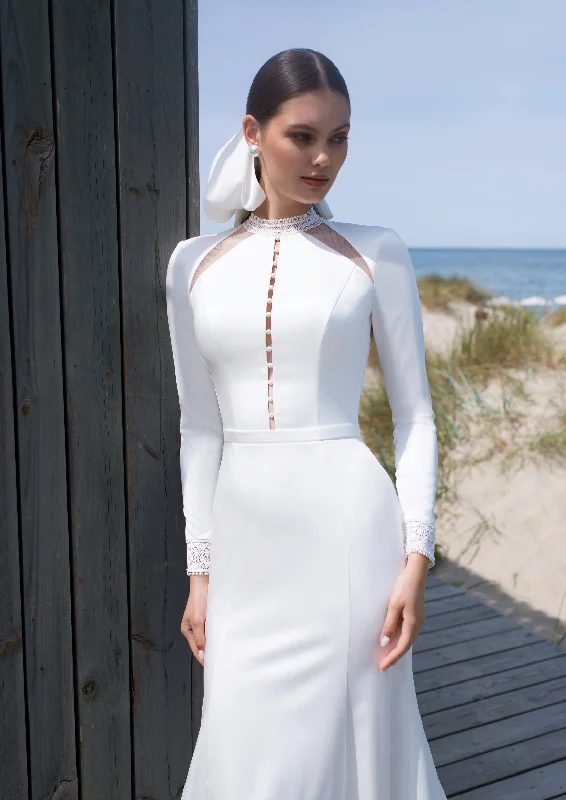 Time to Snag a Bargain!Time to Snag a Bargain!Long Sleeve High-Neck Mermaid Wedding Dress with Gorgeous Back Time to Snag a Bargain!Time to Snag a Bargain!Long Sleeve High-Neck Mermaid Wedding Dress with Gorgeous Back