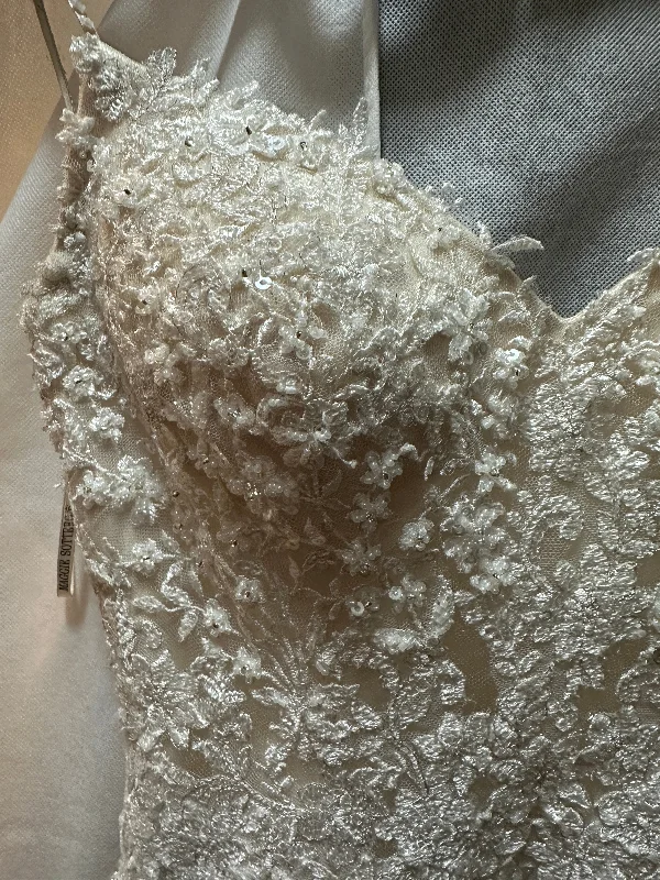 Flash Sale – Act Fast!Flash Sale – Act Fast!Maggie Sottero