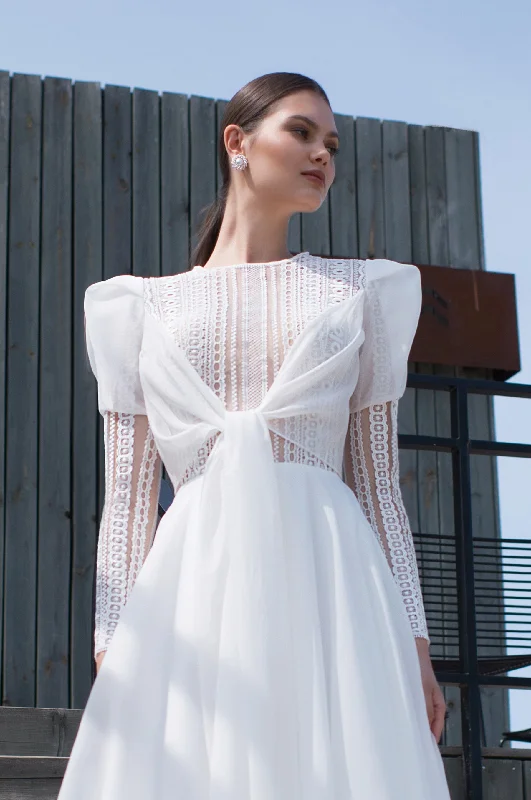 Special Discounts Inside!Special Discounts Inside!Modest Long Sleeve A-Line Organza Wedding Dress Special Discounts Inside!Special Discounts Inside!Modest Long Sleeve A-Line Organza Wedding Dress