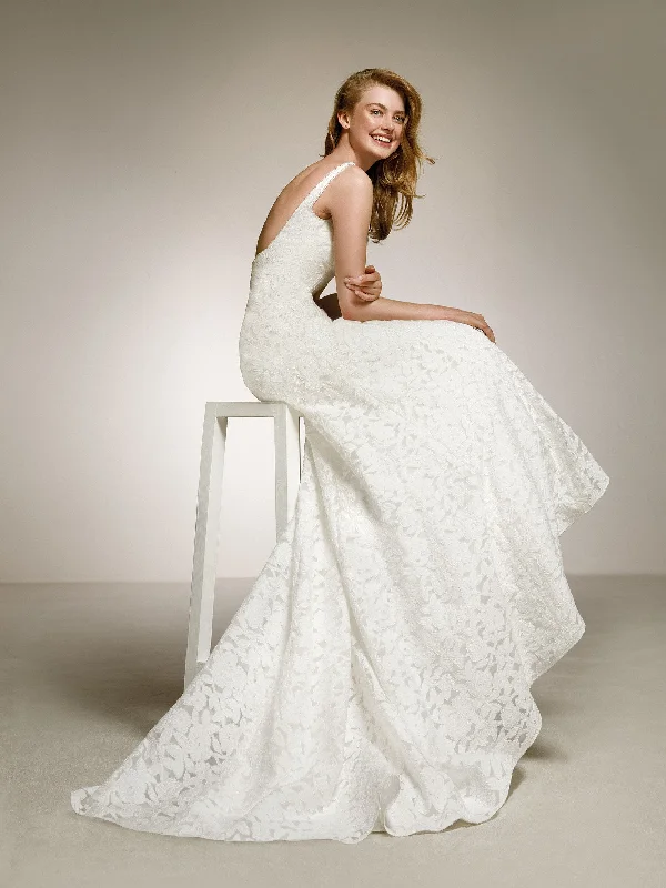 Unbeatable Prices!Unbeatable Prices!Pronovias Debut