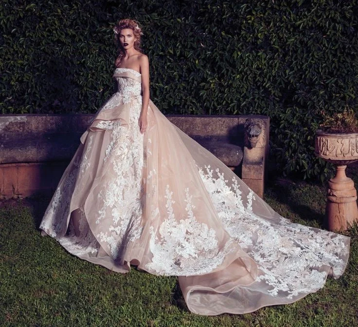Huge Price Cuts Await!Huge Price Cuts Await!Saiid Kobeisy 2015 WE007 Embellished Nude Huge Price Cuts Await!Huge Price Cuts Await!Saiid Kobeisy 2015 WE007 Embellished Nude