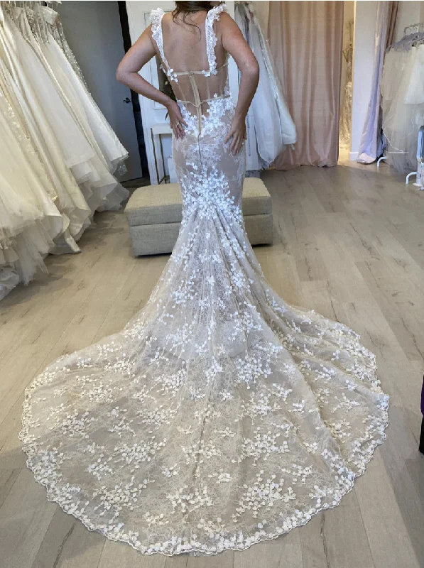 Special Discounts Inside!Special Discounts Inside!Berta  20-P105