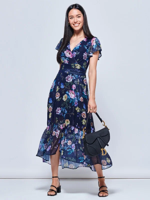 Score Big Savings Today!Score Big Savings Today!Carleigh Printed Mesh Tiered Maxi Dress, Navy Floral Score Big Savings Today!Score Big Savings Today!Carleigh Printed Mesh Tiered Maxi Dress, Navy Floral