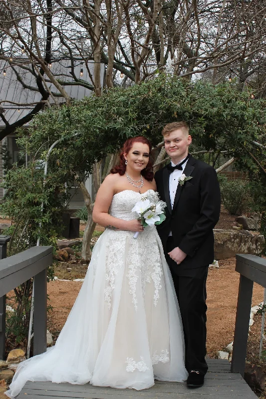 Save Like Never Before!Save Like Never Before!David's Bridal 9WG3861