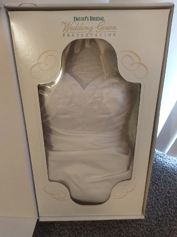Huge Price Cuts Await!Huge Price Cuts Await!David's Bridal S2 AW