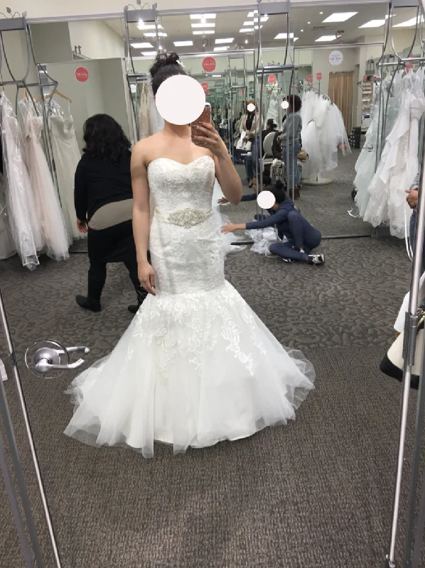 Save More Than Ever!Save More Than Ever!David's Bridal Strapless Sweetheart Mermaid Wedding Dress Save More Than Ever!Save More Than Ever!David's Bridal Strapless Sweetheart Mermaid Wedding Dress