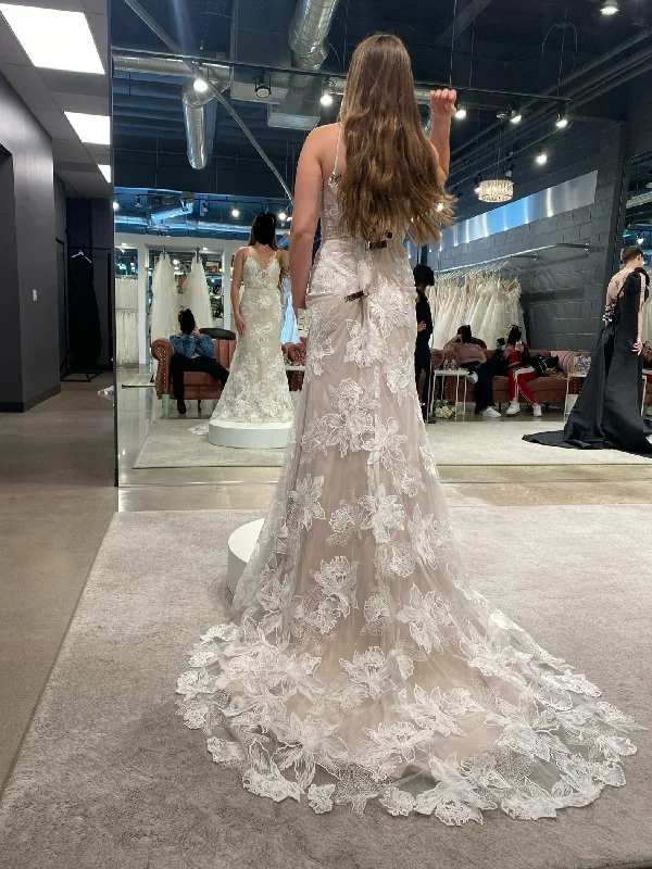 Biggest Sale of the Season!Biggest Sale of the Season!Madi Lane Daria