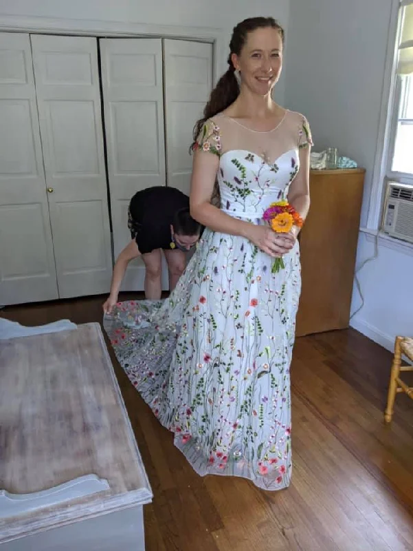 Your Shopping Spree Starts Here!Your Shopping Spree Starts Here!Other Flower Wedding Dress in White Your Shopping Spree Starts Here!Your Shopping Spree Starts Here!Other Flower Wedding Dress in White