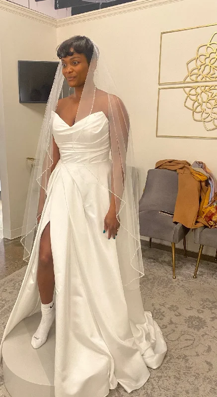 Unbeatable Prices!Unbeatable Prices!Other Santiago with Slit Satin