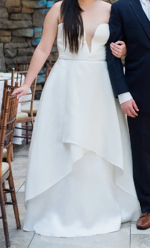 Price Drop Alert!Price Drop Alert!Reem Acra She's Forever
