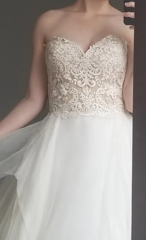 Limited Edition, Limited Price!Limited Edition, Limited Price!Reem Acra She's Wonderful Limited Edition, Limited Price!Limited Edition, Limited Price!Reem Acra She's Wonderful