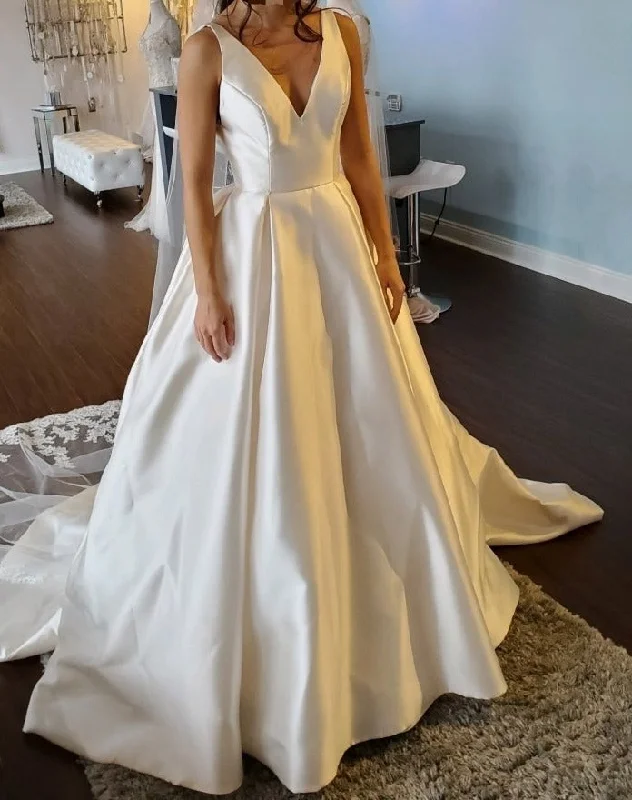 Limited-Time Price Drop!Limited-Time Price Drop!Tara Keely Laia Gown