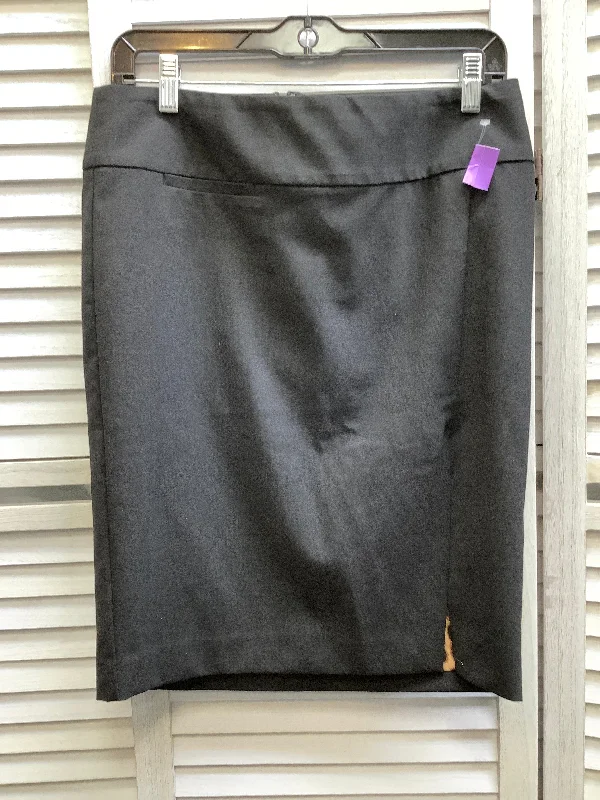 Score Huge Discounts Today!Score Huge Discounts Today!Black Skirt Midi Express, Size 4