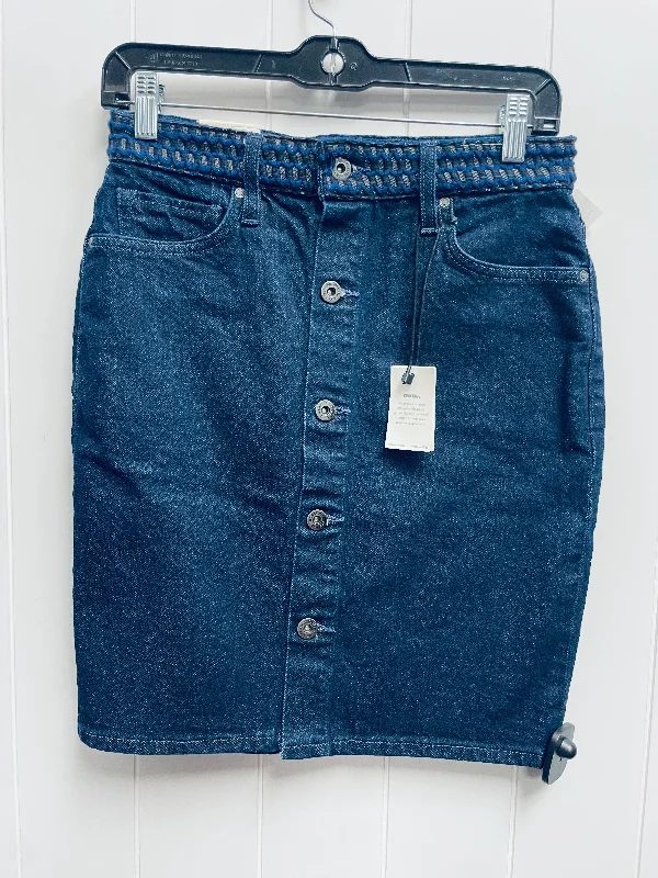 Today Only – Don’t Miss It!Today Only – Don’t Miss It!Blue Denim Skirt Mini & Short Levis, Size 4 Today Only – Don’t Miss It!Today Only – Don’t Miss It!Blue Denim Skirt Mini & Short Levis, Size 4