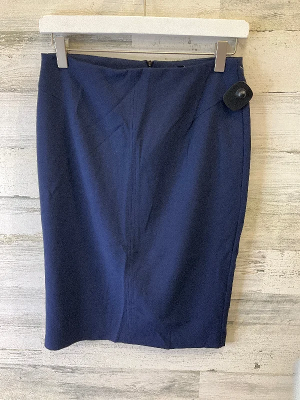 The Sale You’ve Been Waiting For!The Sale You’ve Been Waiting For!Navy Skirt Midi White House Black Market, Size 2