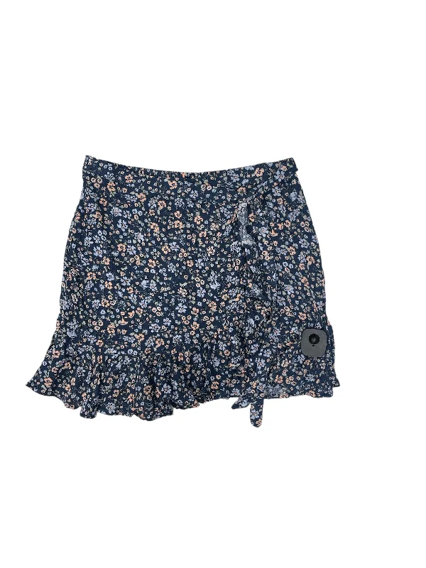 Limited Time Offer!Limited Time Offer!Navy Skirt Mini & Short Hippie Rose, Size M