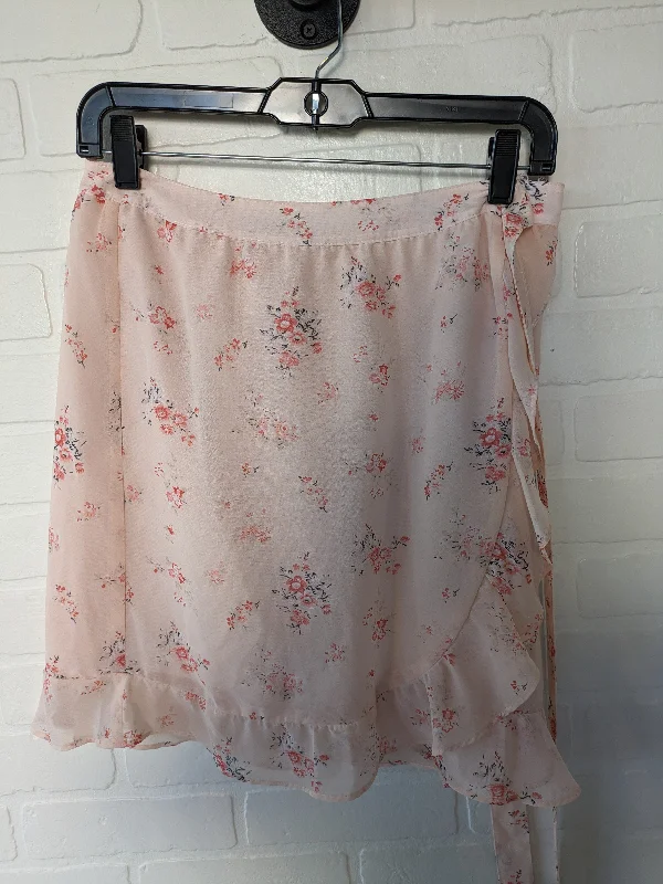 Huge Price Cuts Await!Huge Price Cuts Await!Pink Skirt Mini & Short Loft, Size 4