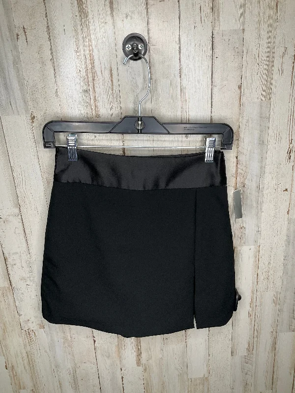 Get It Before It’s Gone!Get It Before It’s Gone!Skirt Mini & Short By Zara Size: S Get It Before It’s Gone!Get It Before It’s Gone!Skirt Mini & Short By Zara Size: S