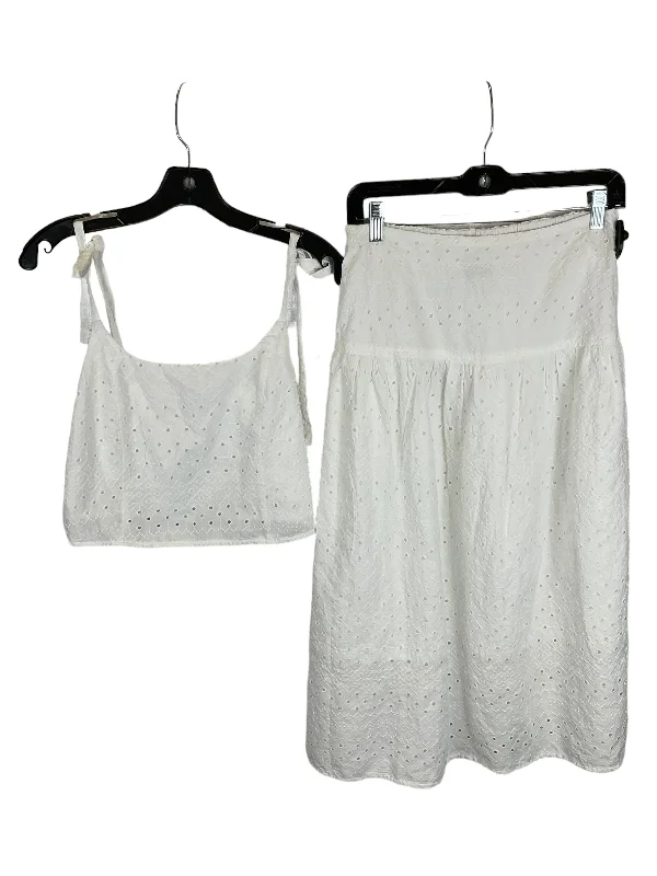 Today Only – Don’t Miss It!Today Only – Don’t Miss It!White Skirt Set 2pc Old Navy, Size S