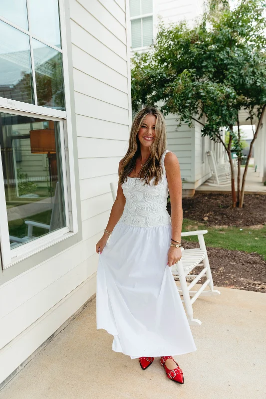 Get More, Spend Less – Shop Now!Get More, Spend Less – Shop Now!Bradshaw Maxi Dress - Rosette Mesh White