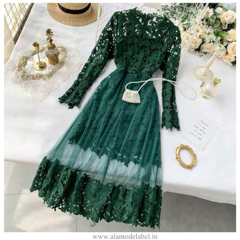 Massive Price Cuts!Massive Price Cuts!Martha Vintage Dress