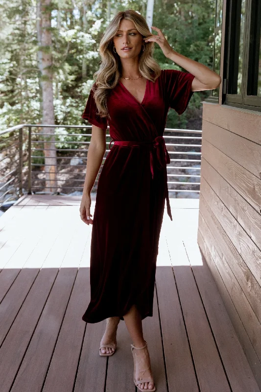 More Discounts, More Joy!More Discounts, More Joy!Nadine Velvet Midi Dress | Merlot
