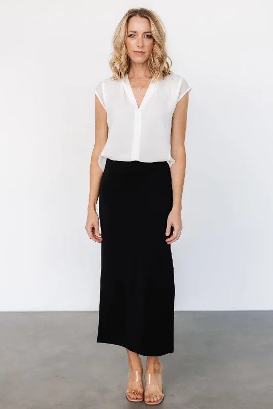 The Best Offers Are Here!The Best Offers Are Here!Pembroke Pencil Skirt | Black