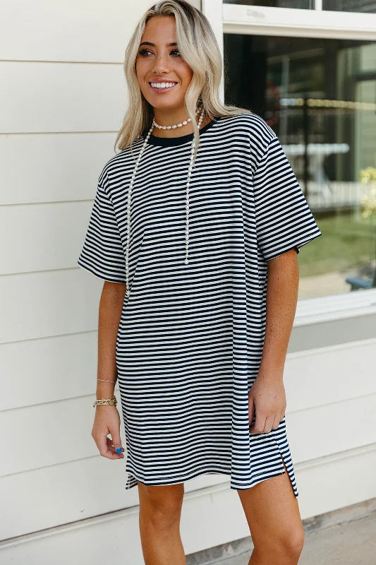 Flash Sale – Act Fast!Flash Sale – Act Fast!Sienna Stripe Mini Dress - Navy