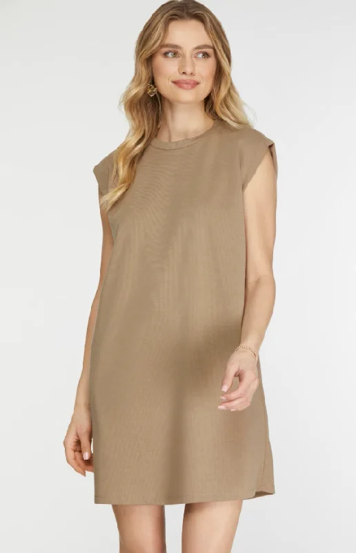 Score Big Savings Today!Score Big Savings Today!Sloan Sleeveless Knit Shift Dress