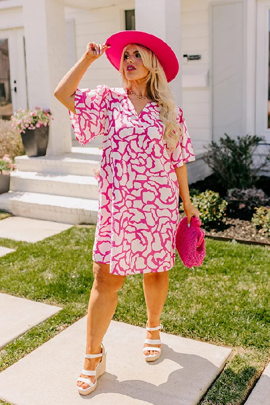 Steals and Deals Await!Steals and Deals Await!Summer Splash Shift Dress Curves
