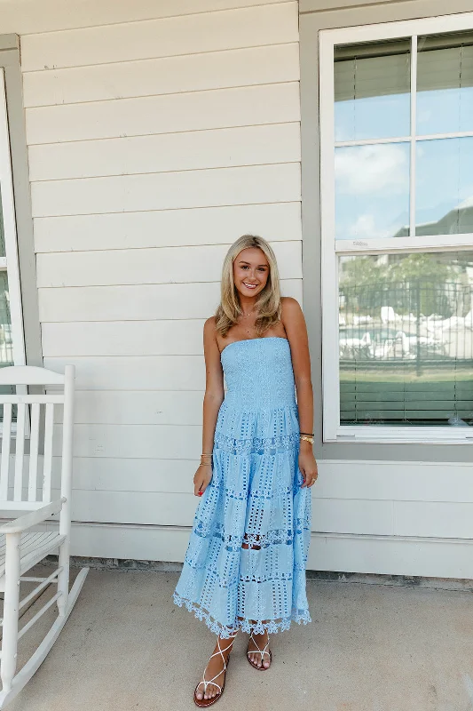 Instant Savings Await!Instant Savings Await!Teagan Midi Dress - Chambray